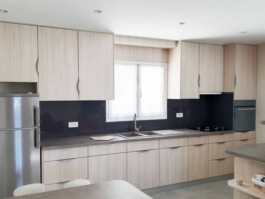 Cuisine bois menuiserie aménagement intérieur