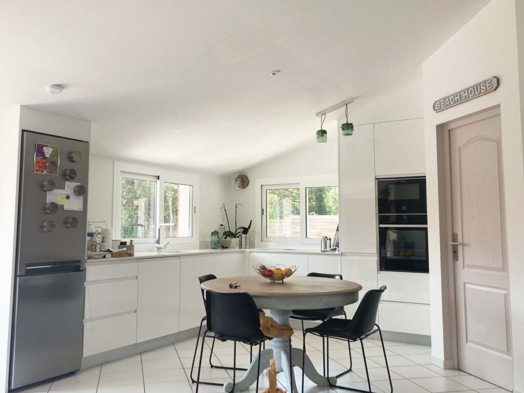 Cuisine bois menuiserie aménagement intérieur
