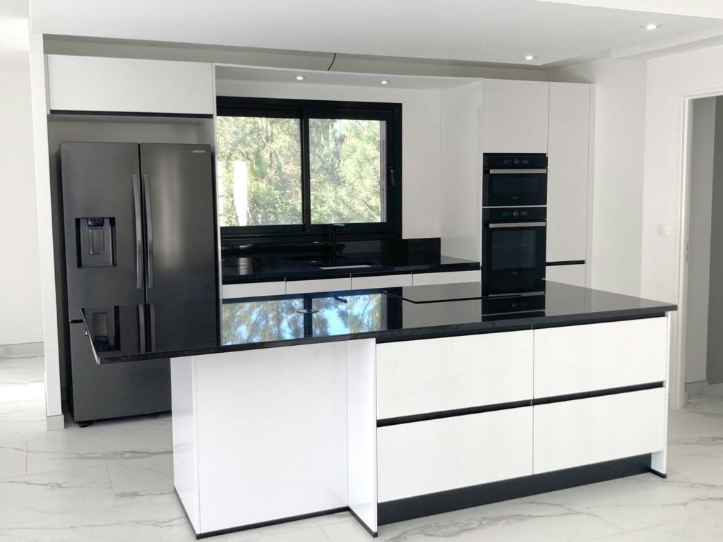Cuisine bois menuiserie aménagement intérieur