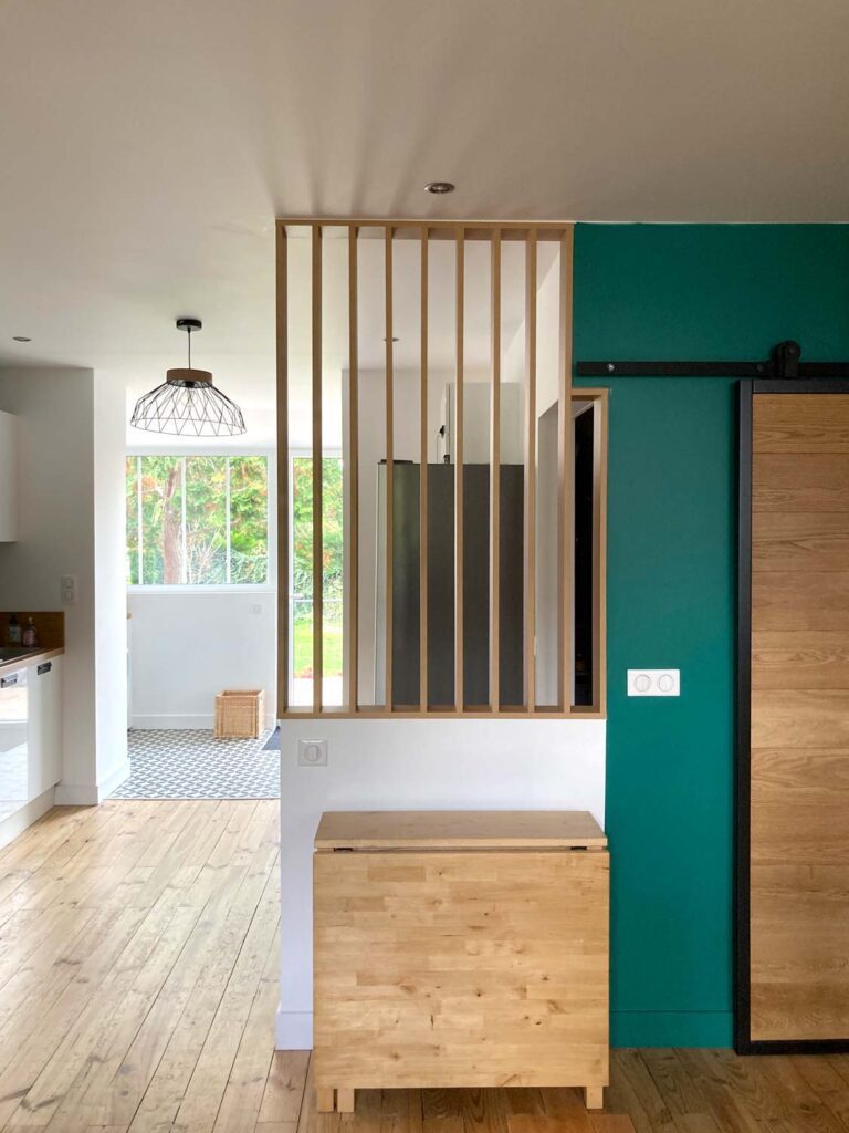 Claustra bois ouverture menuiserie aménagement intérieur